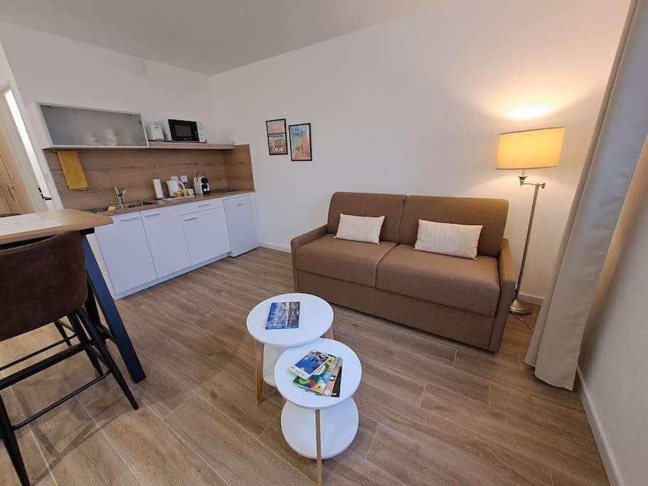 Calais Plage - Magnifique Studio - Front De Mer Esterno foto